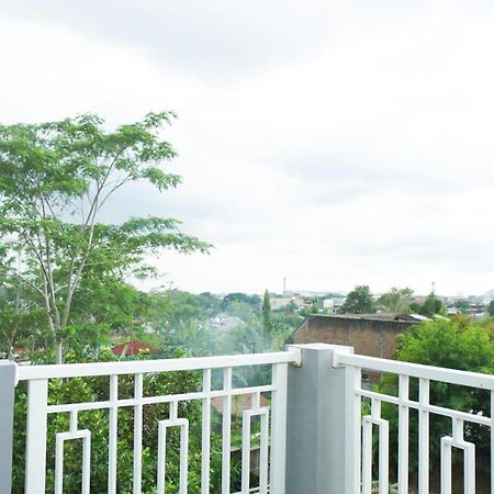 Kost Eksklusif Teduh Hostel Salakan ภายนอก รูปภาพ