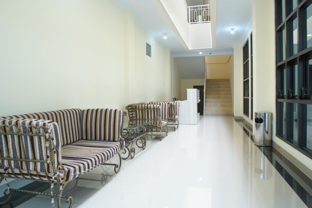 Kost Eksklusif Teduh Hostel Salakan ภายนอก รูปภาพ