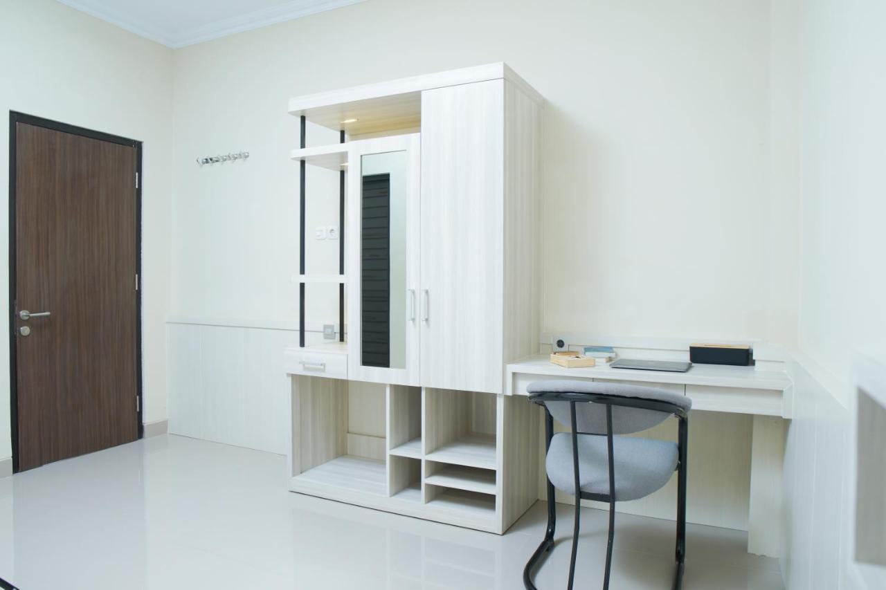 Kost Eksklusif Teduh Hostel Salakan ภายนอก รูปภาพ